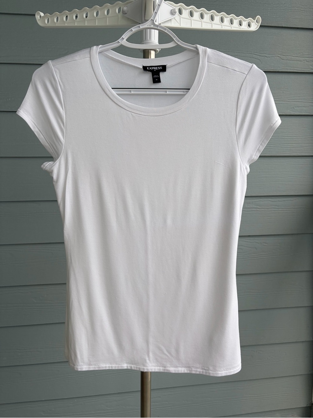 Express White Short Sleeve Crew Neck Tee